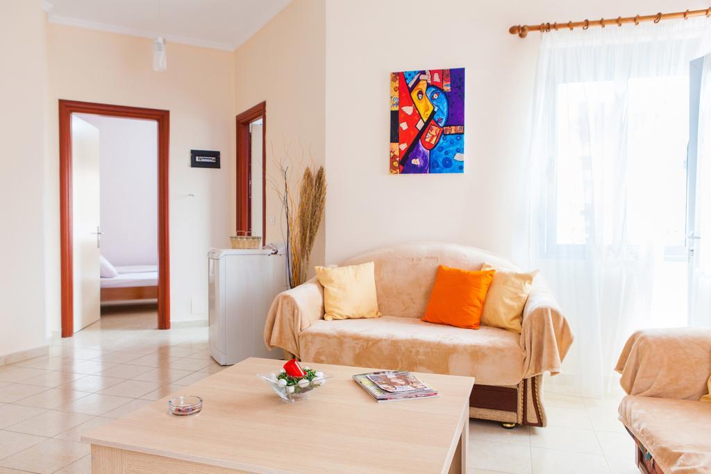 Sarande Central Apartments Buitenkant foto